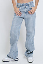 Load image into Gallery viewer, Aliyah High Waisted Baggy Jeans
